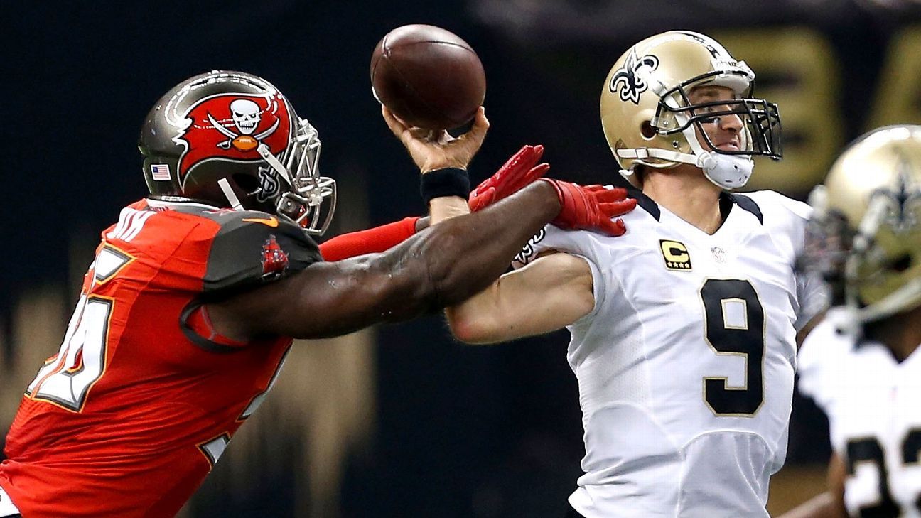 Saints' Drew Brees could miss several weeks with shoulder injury