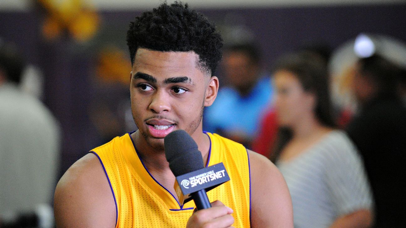 D'Angelo Russell starts on the good foot with Kobe - Los Angeles Lakers ...