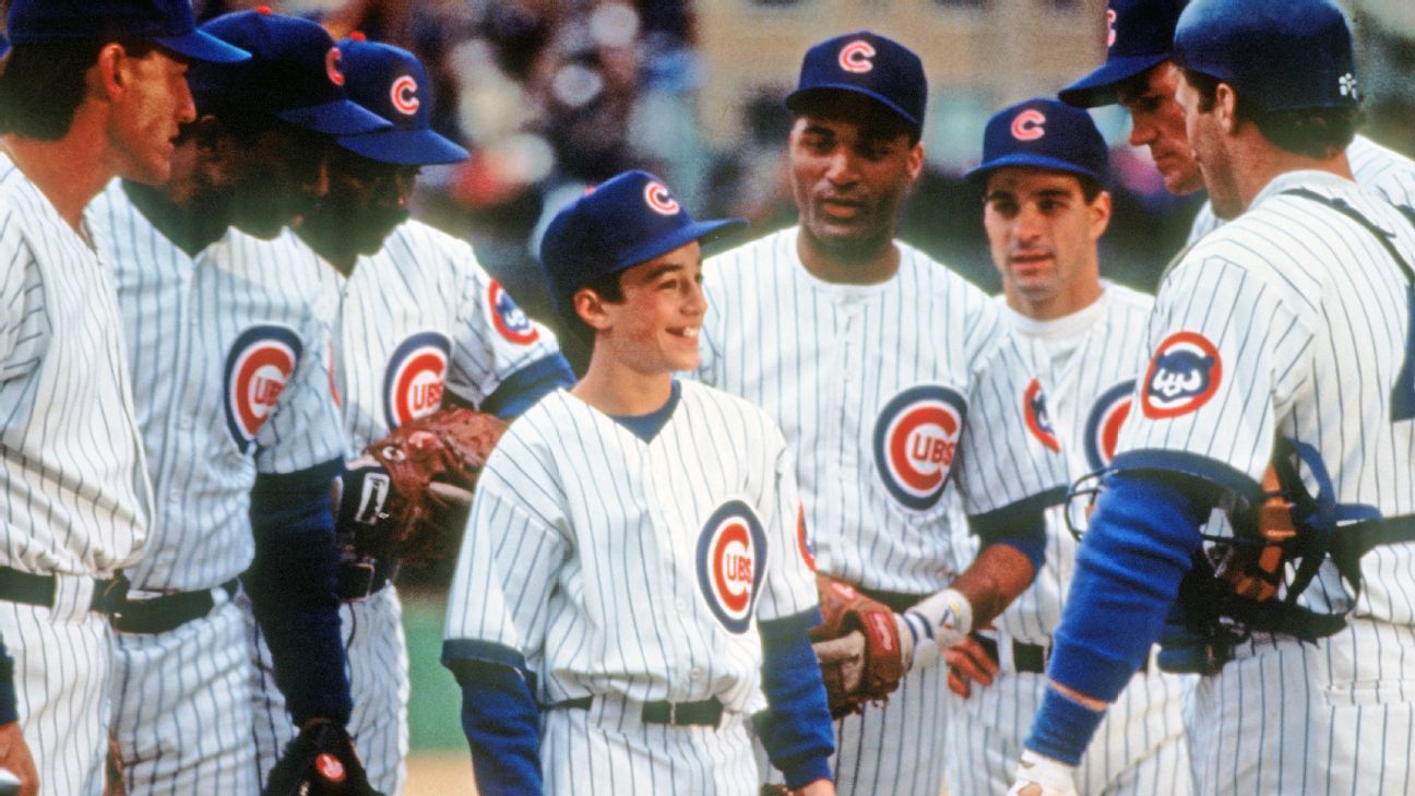 Thomas Ian Nicholas Signed Cubs Rowengartner Jersey Inscribed Henry  Rowengartner & Rookie Of The Year (Beckett COA)