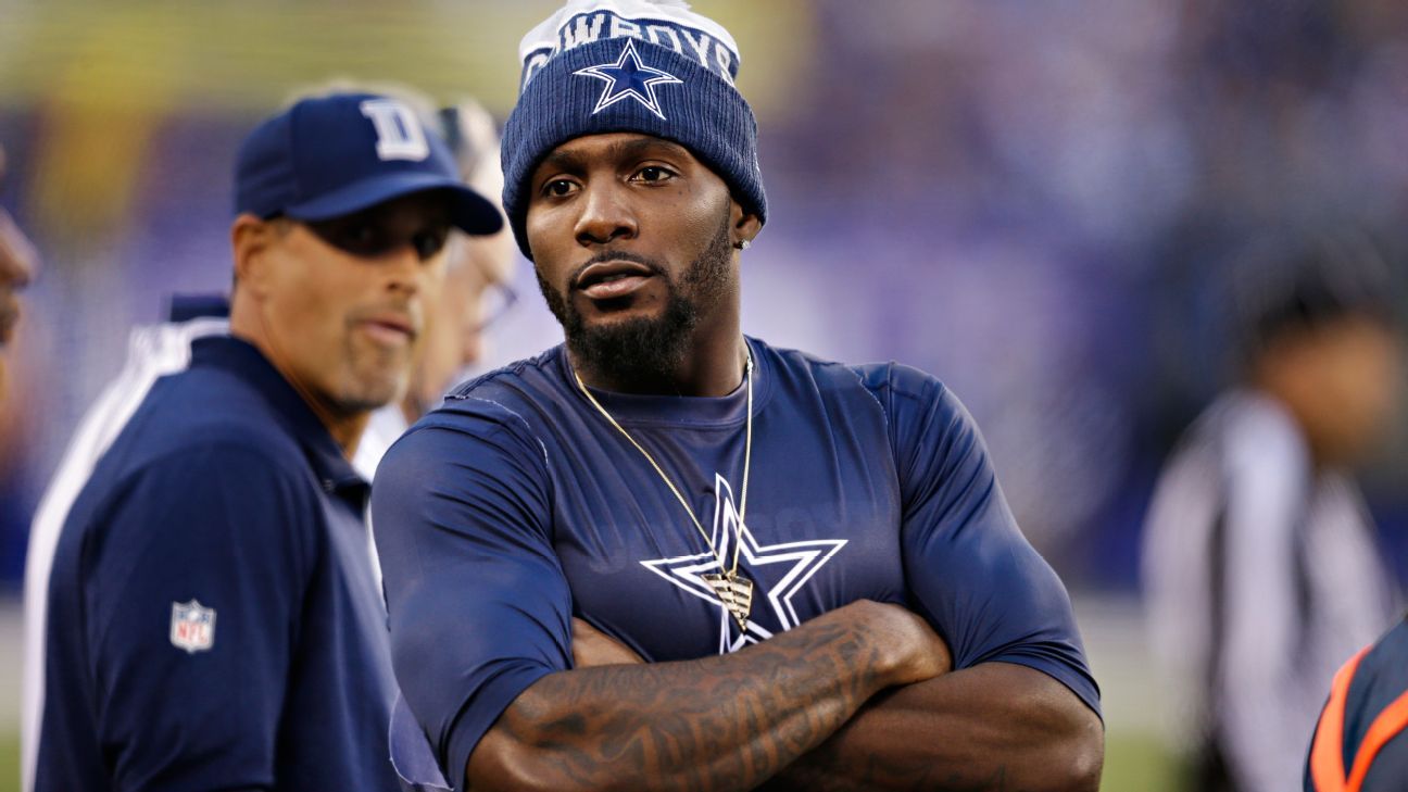 Greg Hardy, Dez Bryant of Dallas Cowboys appear to get into testy exchange  on sidelines - ESPN