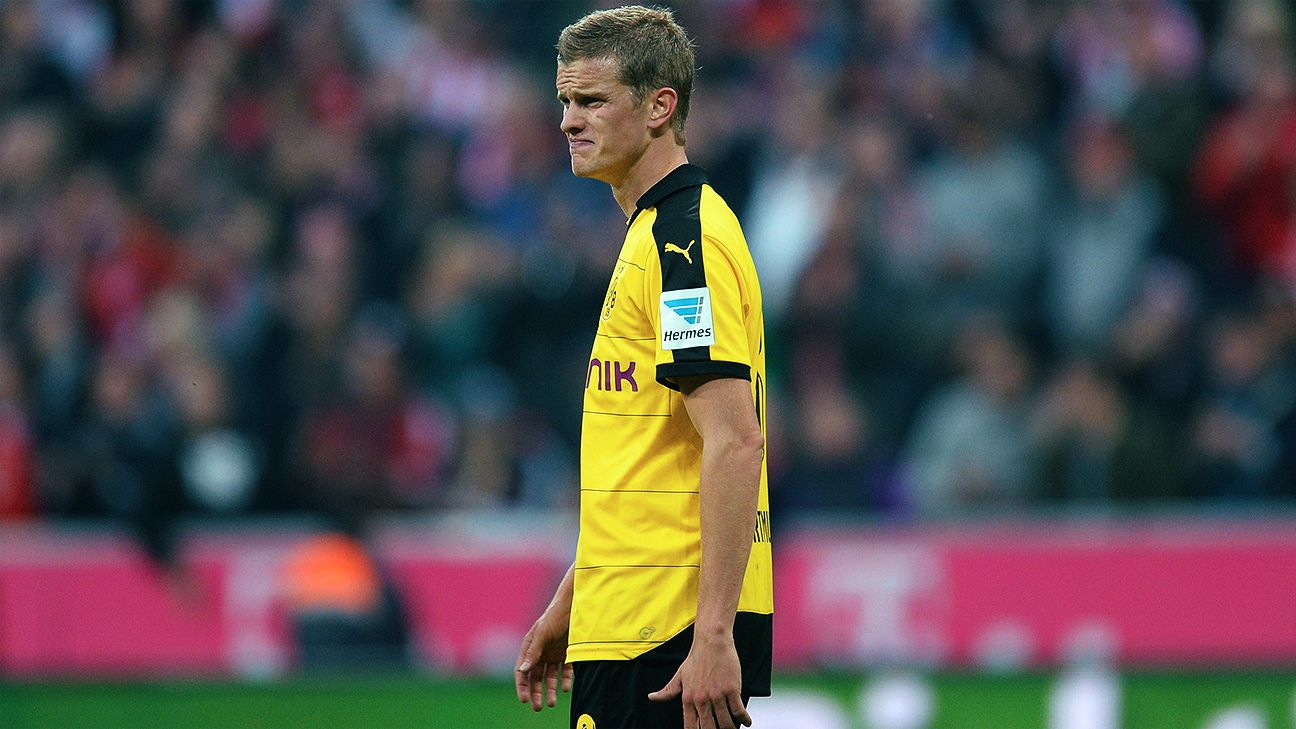 Sven Bender suffers ankle injury in Borussia Dortmund friendly - ESPN