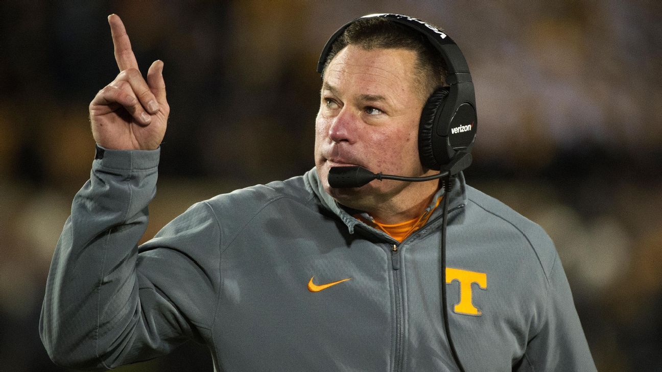 Tennessee's Butch Jones defends program's culture amid lawsuit - ESPN