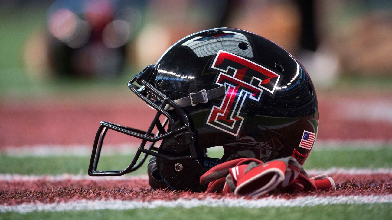 Big 12 publicly reprimands Texas Tech football radio announcers, who are removed..