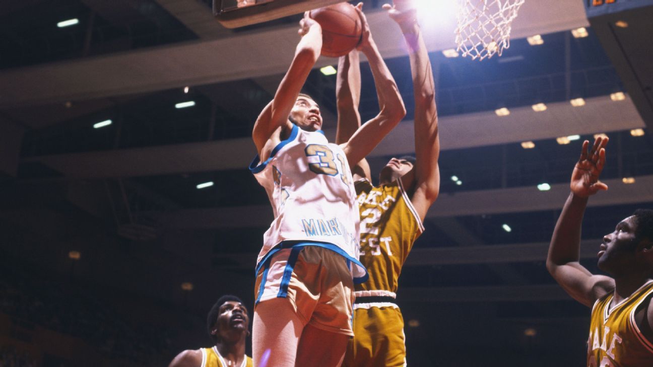 Marquette Spirit Shop Debuts Replica Championship Blue Men's Basketball  Uniforms