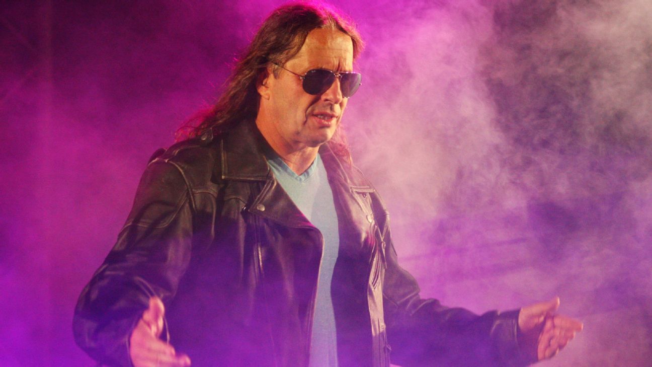 Bret Hart honors Jarome Iginla, cites inspirationa