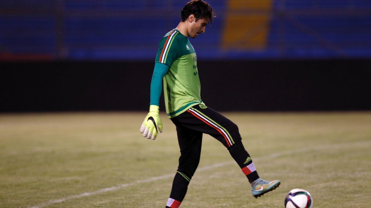 Mexico goalkeeper Guillermo Ochoa eager to take Granada chance