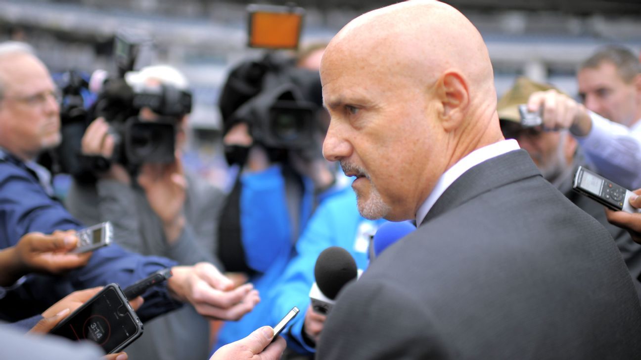 Mike Rizzo of Washington Nationals, umpire have shouting match in hall ...
