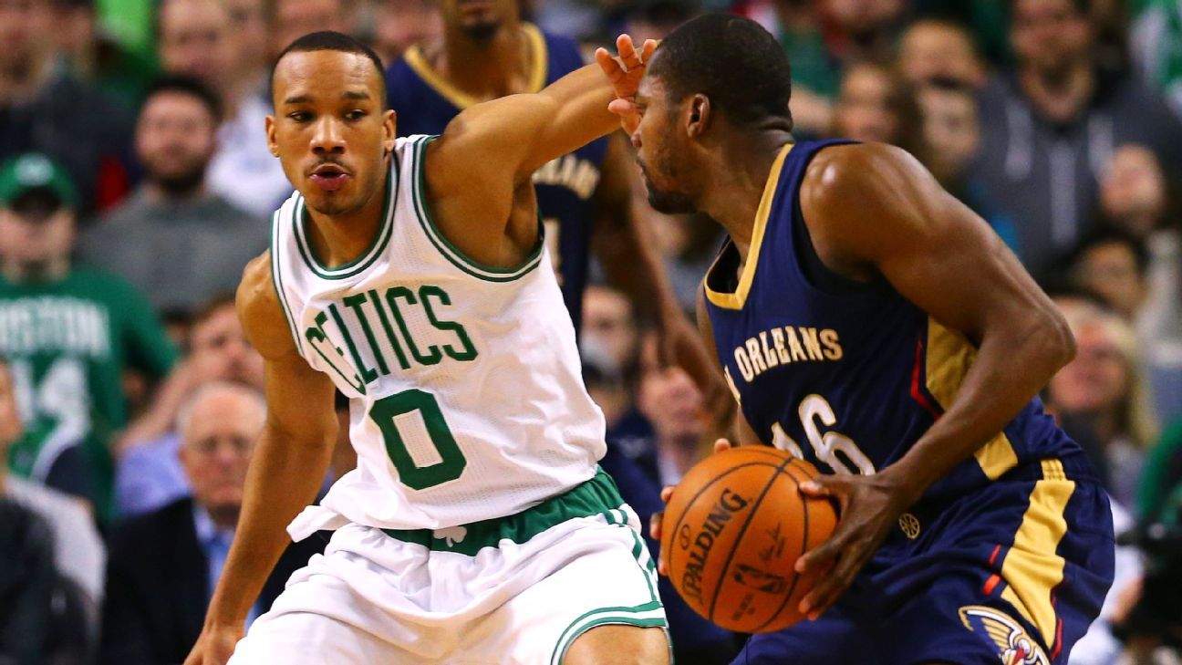 Avery Bradley officially signs with Boston Celtics - CelticsBlog