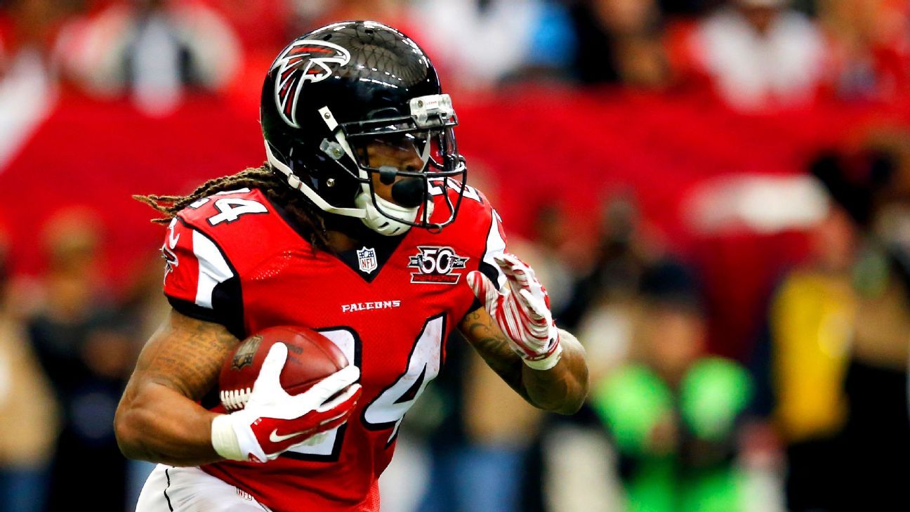 RB Devonta Freeman chooses his New Orleans Saints jersey number