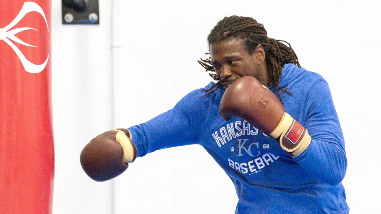 Boxer Cam F. Awesome has just one more obstacle between him and the