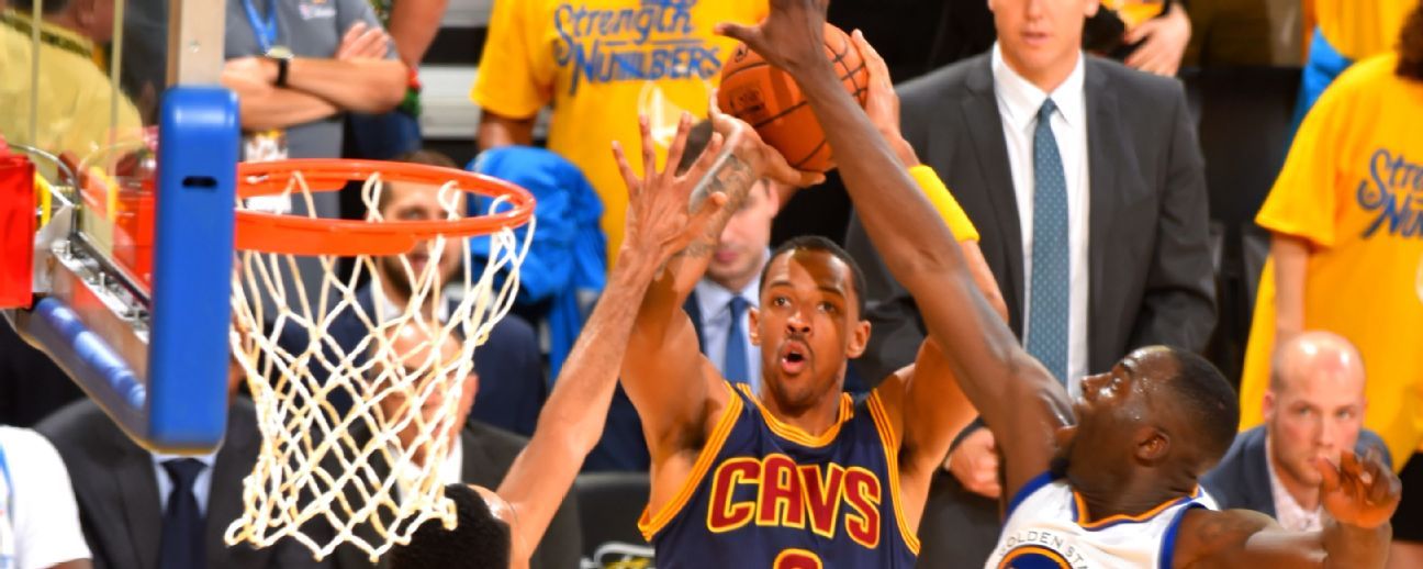 Fuentes Cavaliers traen de regreso a Frye ESPN