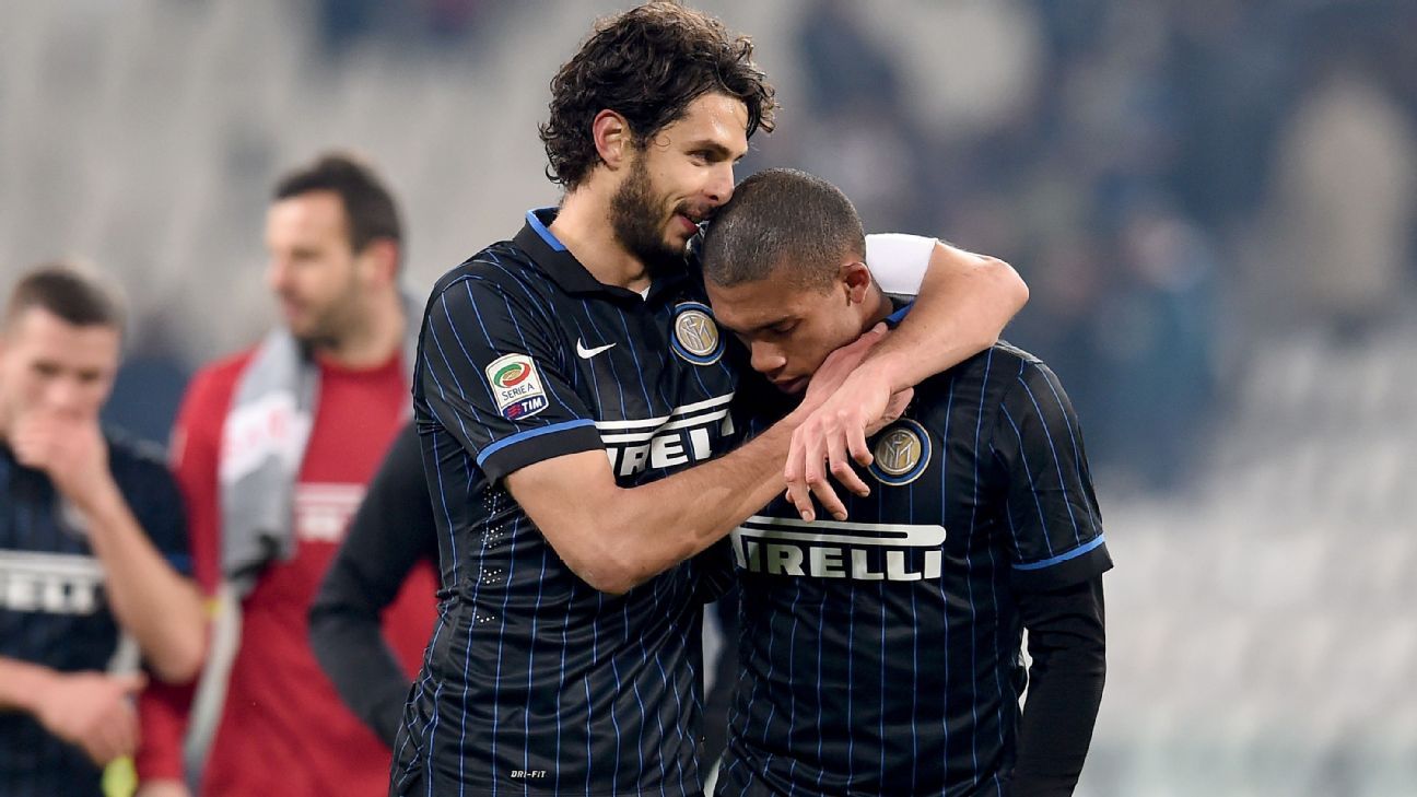 Juan Jesus of Napoli during the Serie A TIM match between Genoa