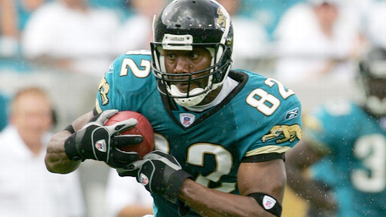 Former Jacksonville Jaguars receiver Jimmy Smith speaks during his