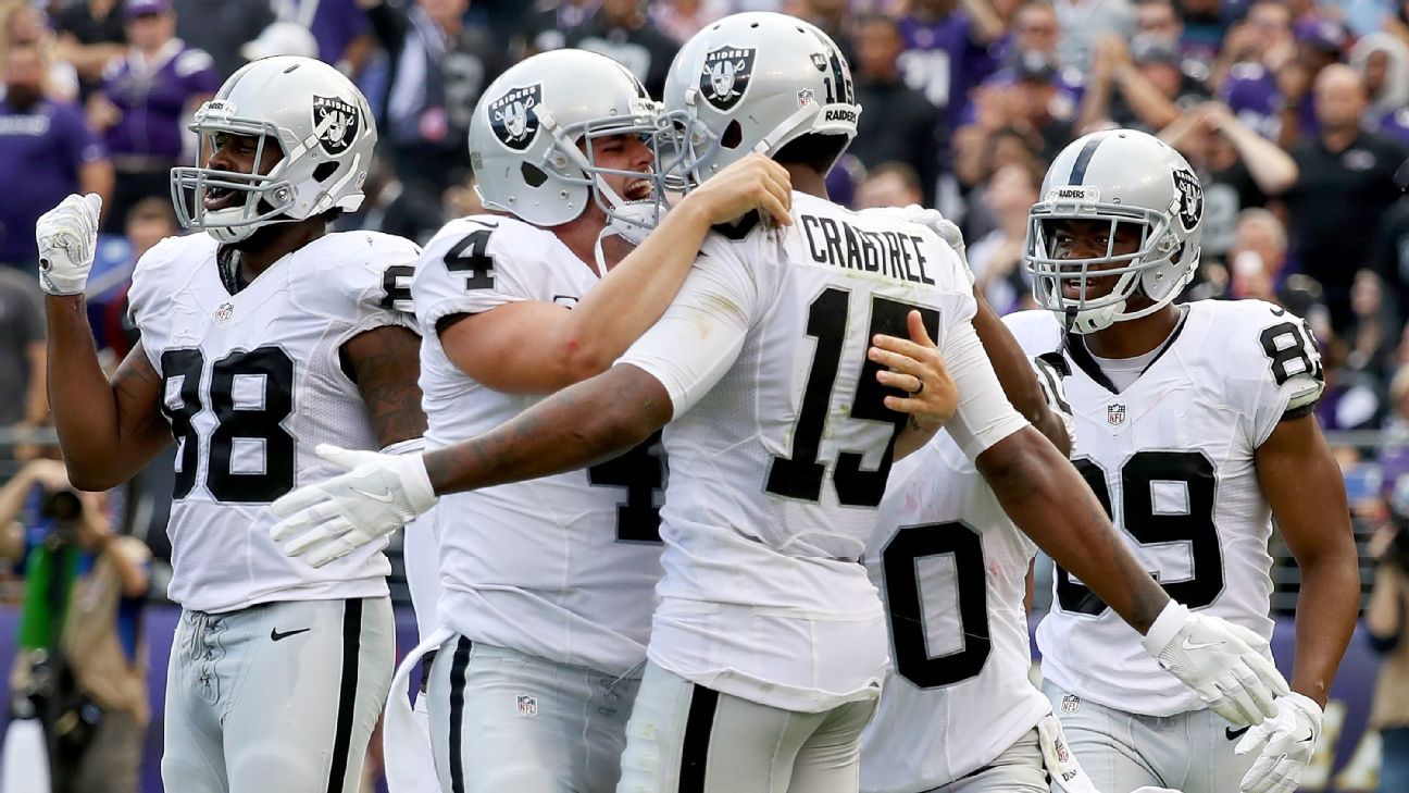 NFL Week 4: David Carr, Raiders hold off Ravens, 28-27