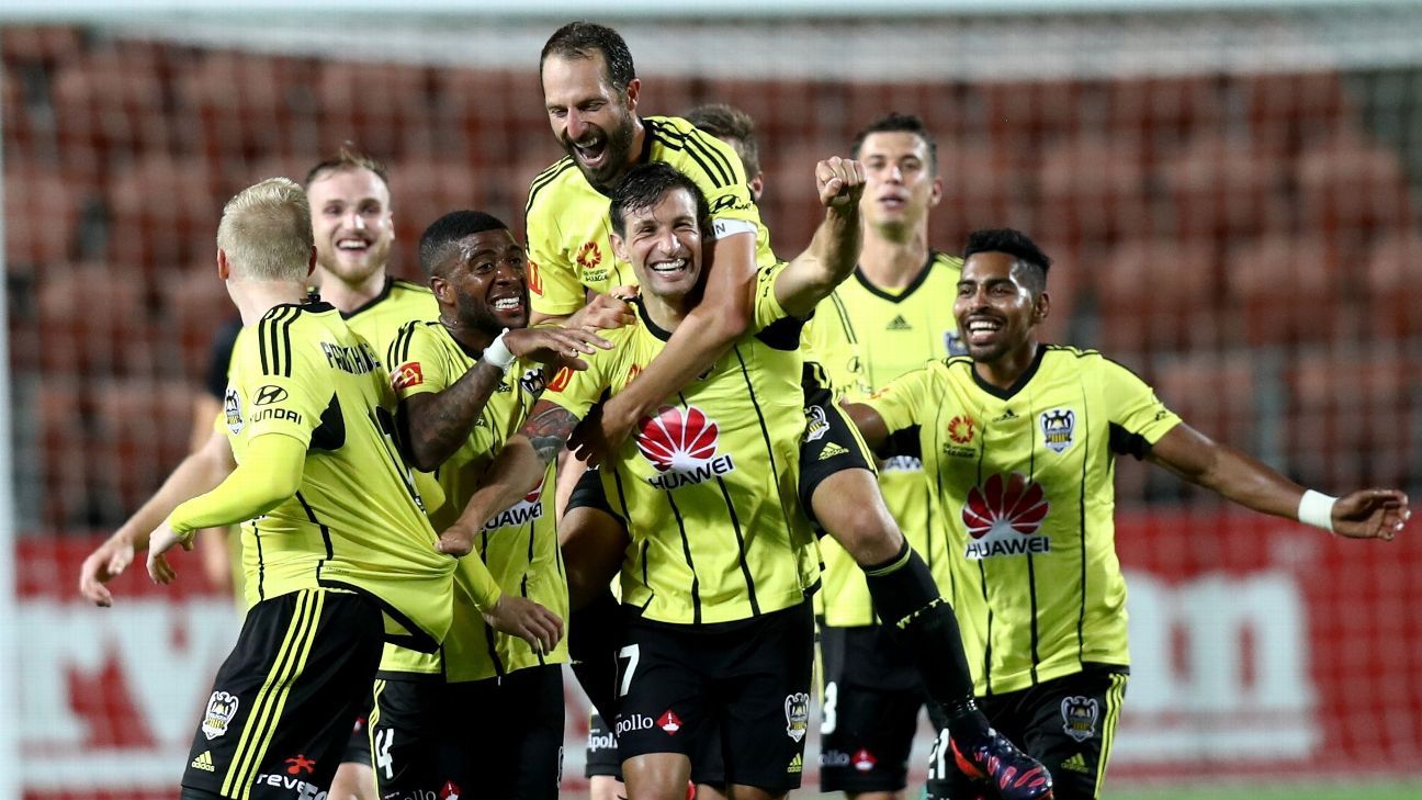 Wellington Phoenix FC vs. Central Coast Mariners Football Match