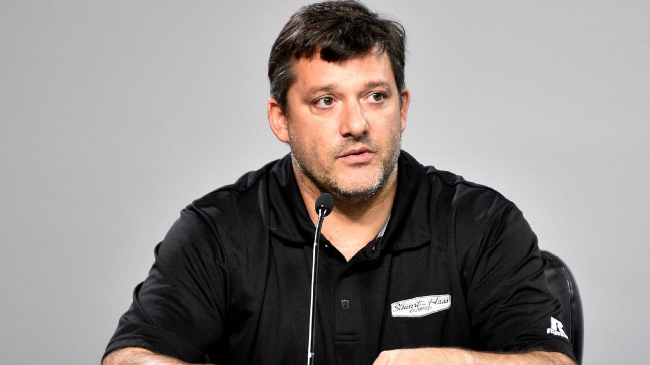 Judge declines to throw out claims against Tony Stewart in wrongful death  suit - ESPN
