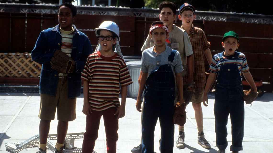El equipo de `The Sandlot` en una escena de la película de 1993.