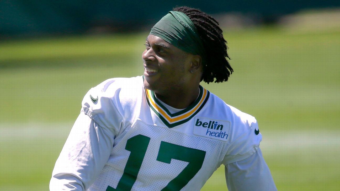 Packers Hand Out Davante Adams' Old No. 17 Jersey - Sports