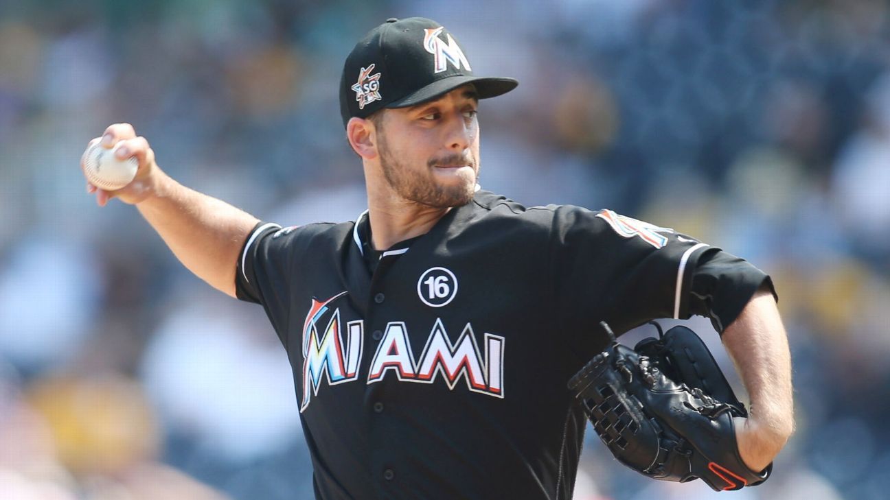 Washington Nationals acquire reliever Kyle Barraclough from Miami