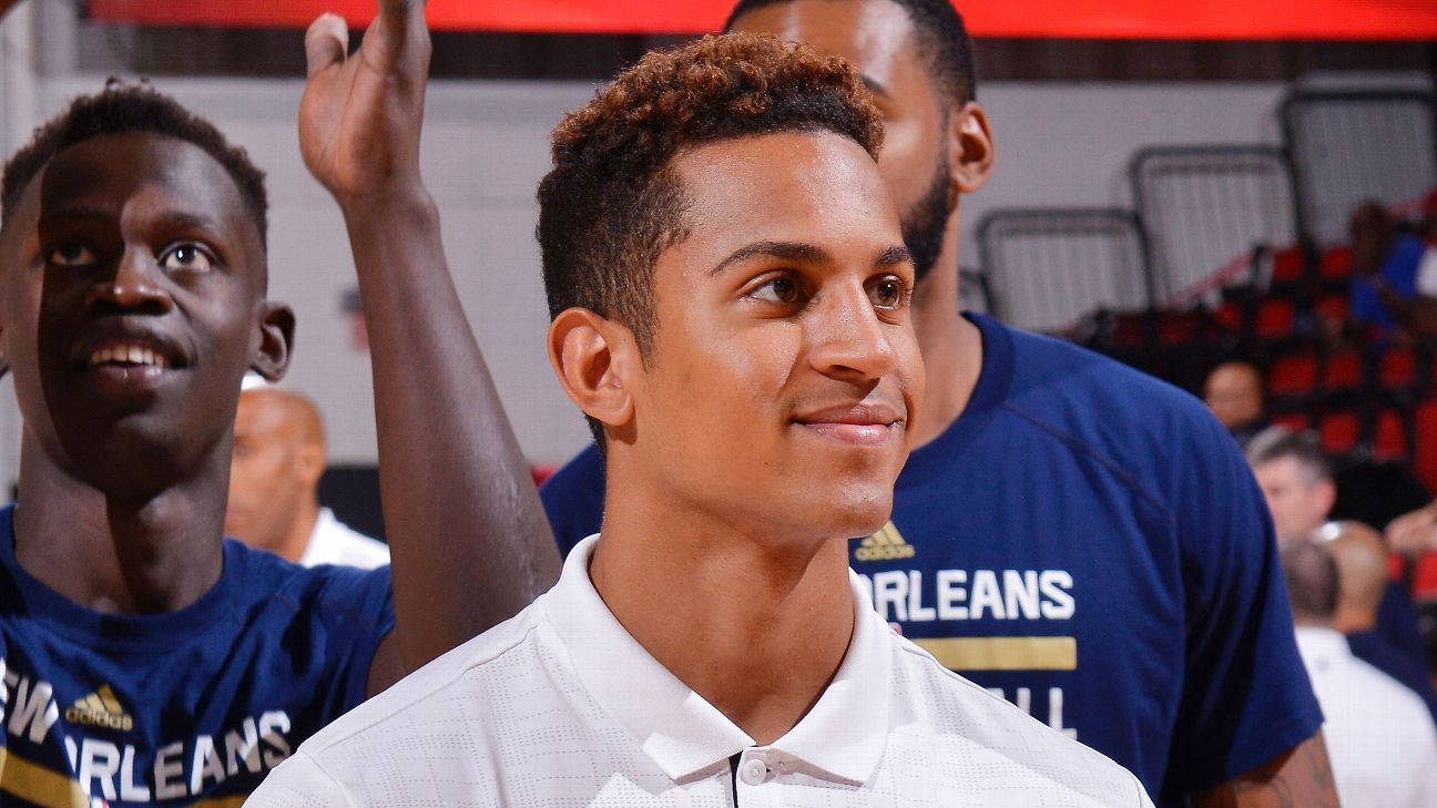 frank-jackson-of-new-orleans-pelicans-to-have-surgery-for-broken-right