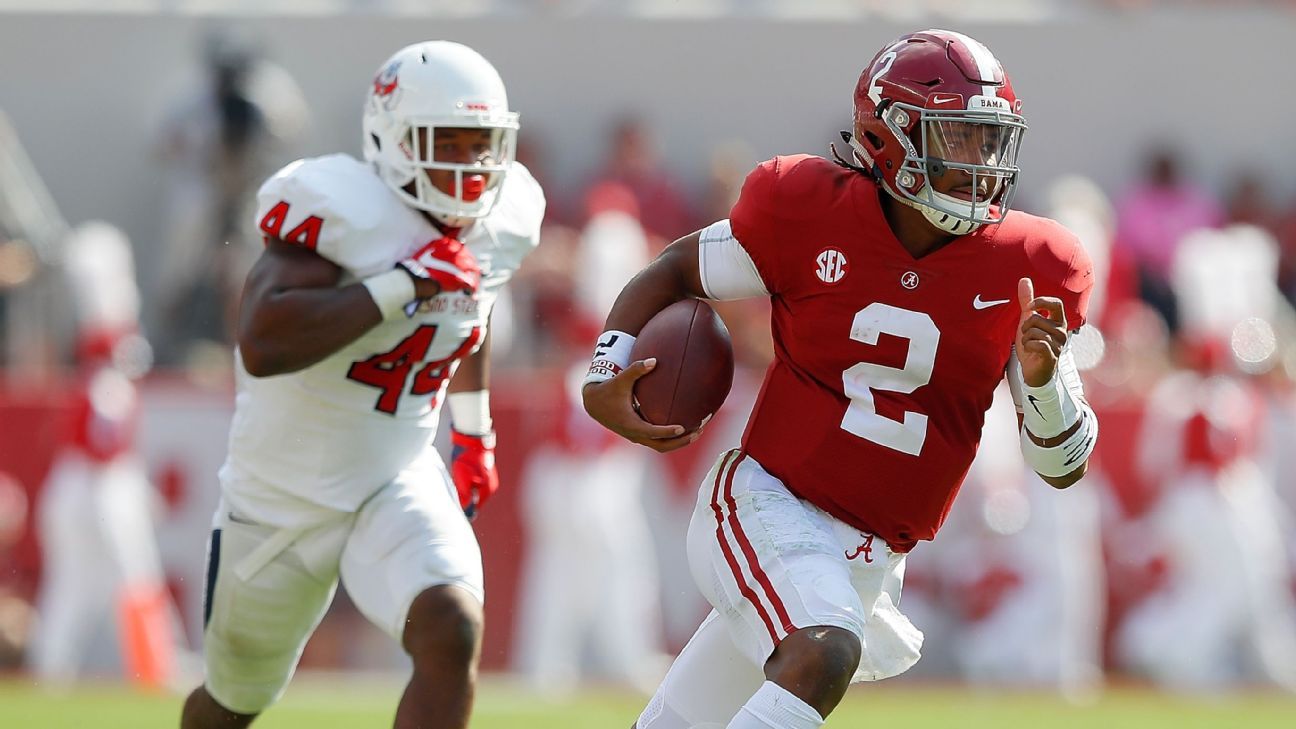 Jalen Hurts stretches his legs in breezy Alabama win - ESPN - College ...