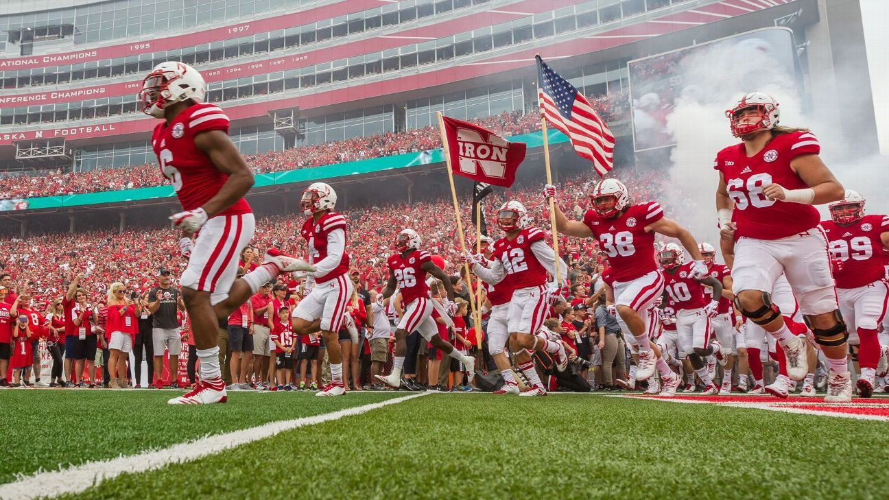 What's wrong with the Nebraska Cornhuskers?