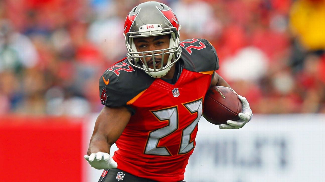 Doug Martin passes Blount as Bucs starting tailback - NBC Sports