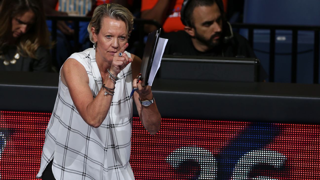 Florida Gators volleyball coach Mary Wise already a trailblazer, now in