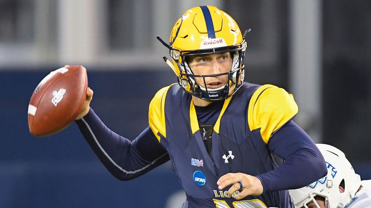 Texas A M Commerce Beats West Florida To Win Division II Football Texas A M Commerce Beats West Florida To Win Division II Football