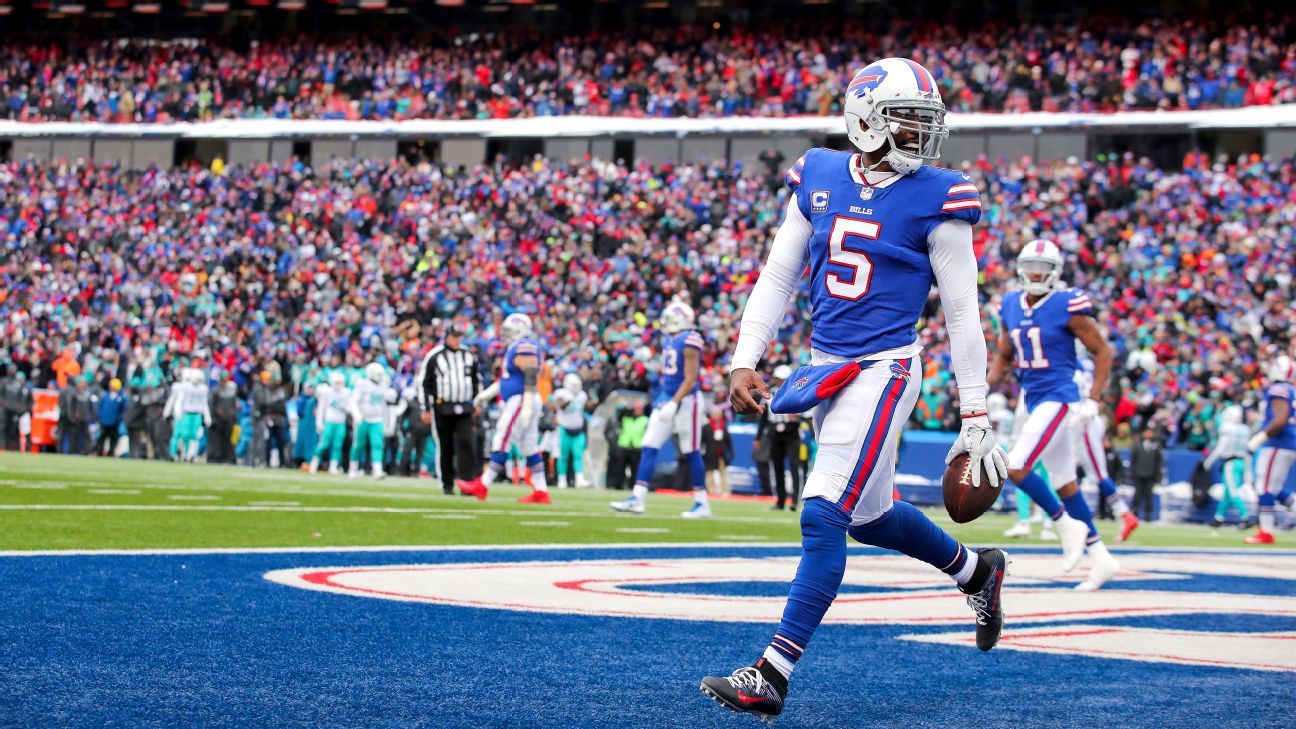 Tyrod Taylor led Bills to playoffs, but his bags are all but packed