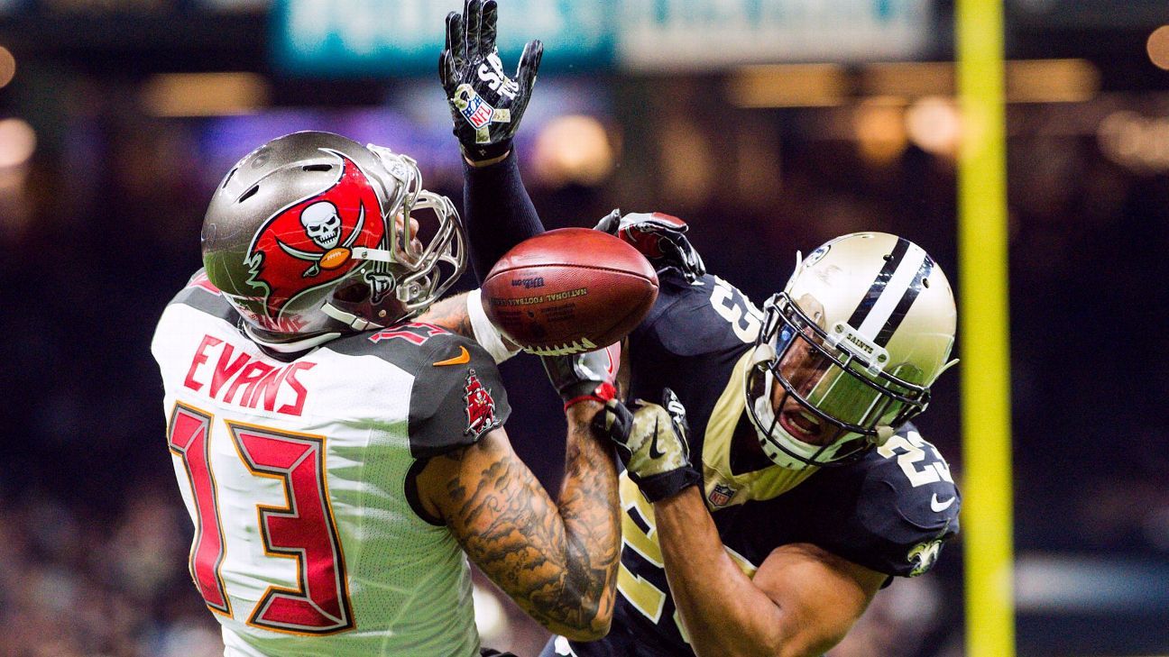 Could New York Giants pursue disgruntled WR Mike Evans?