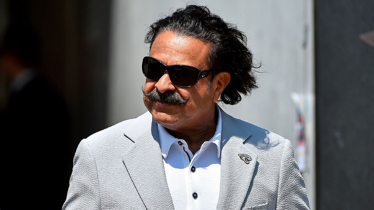 Jaguars owner Shad Khan donates 1,000 tickets to refugees