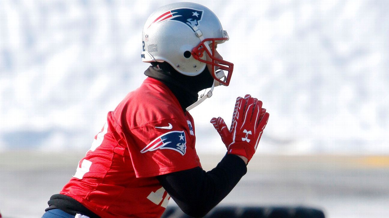 Patriots QB Tom Brady's work in practice boosts confidence he'll be OK(00)