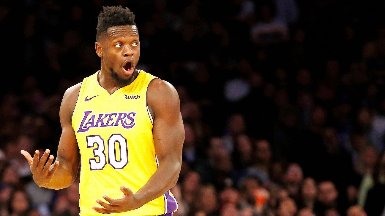 Here's how Julius Randle building relationships with young Knicks