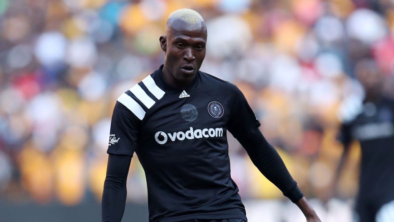 Tendai Ndoro leaves Orlando Pirates for Saudi Arabia club