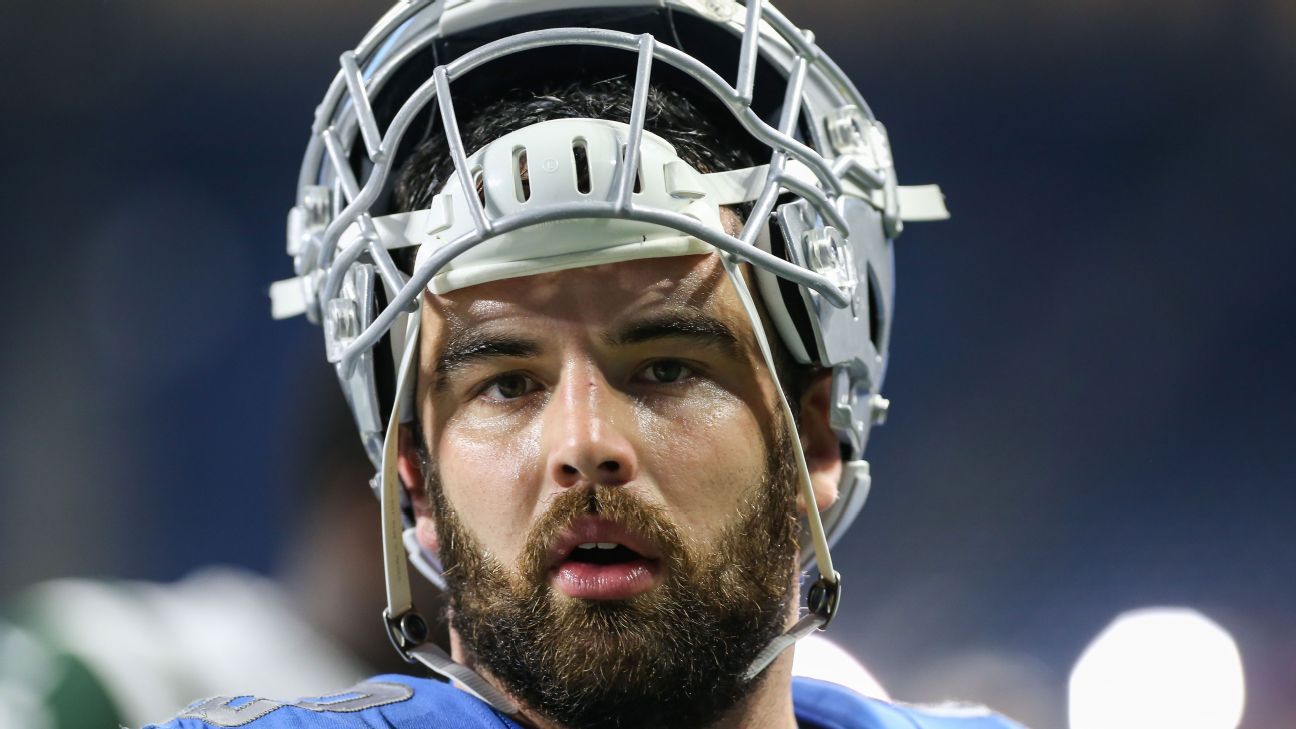 Nick Bellore officially listed as a fullback on Detroit Lions