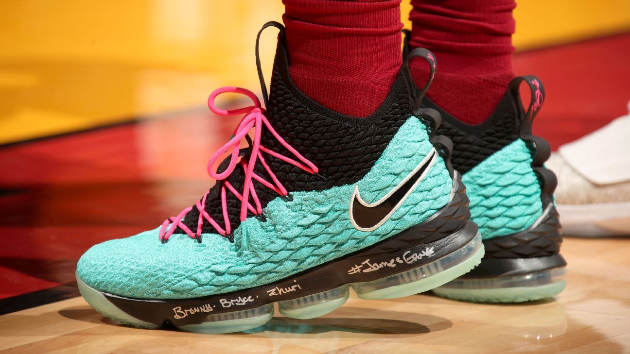 Which NBA player had the best sneakers in Week 24?