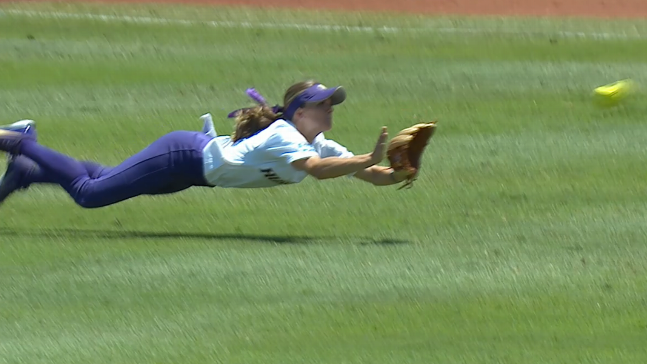 2018 Women's College World Series Trysten Melhart saves the day