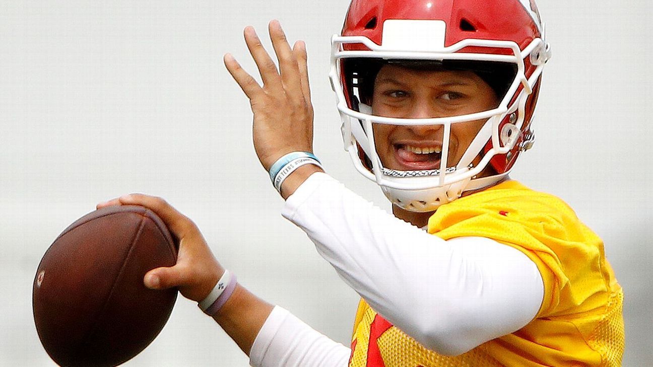 The science of KC Chiefs QB Patrick Mahomes and his tongue