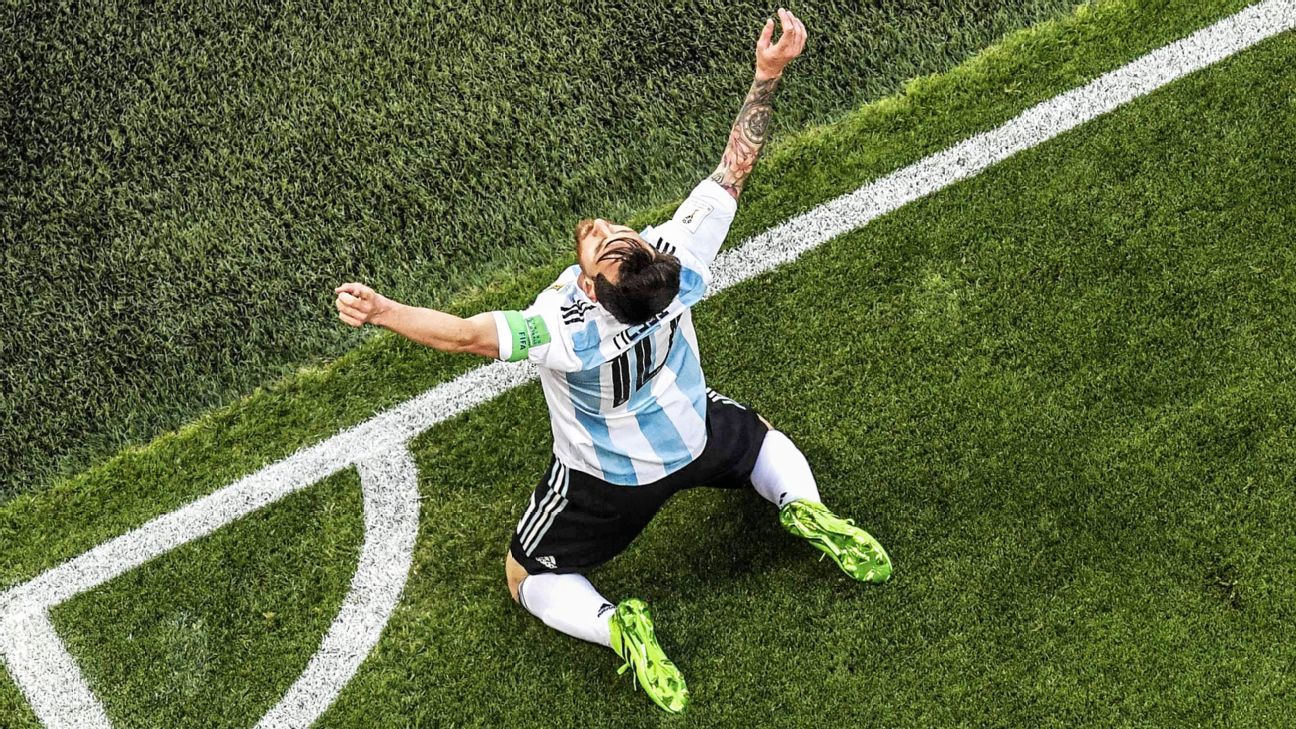 Lionel Messi Argentina Didn T Deserve To Go Out In World Cup Group Stage Espn
