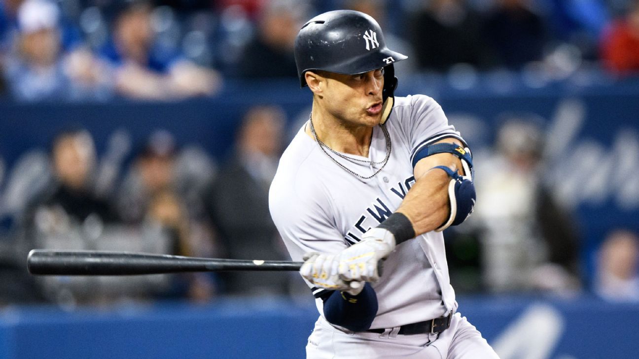 Stanton, Yankees targeting September return from knee injury