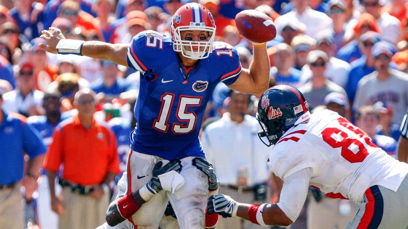 Tim Tebow, Alex Smith, Ryan Leaf highlight first-time candidates on College Foot..