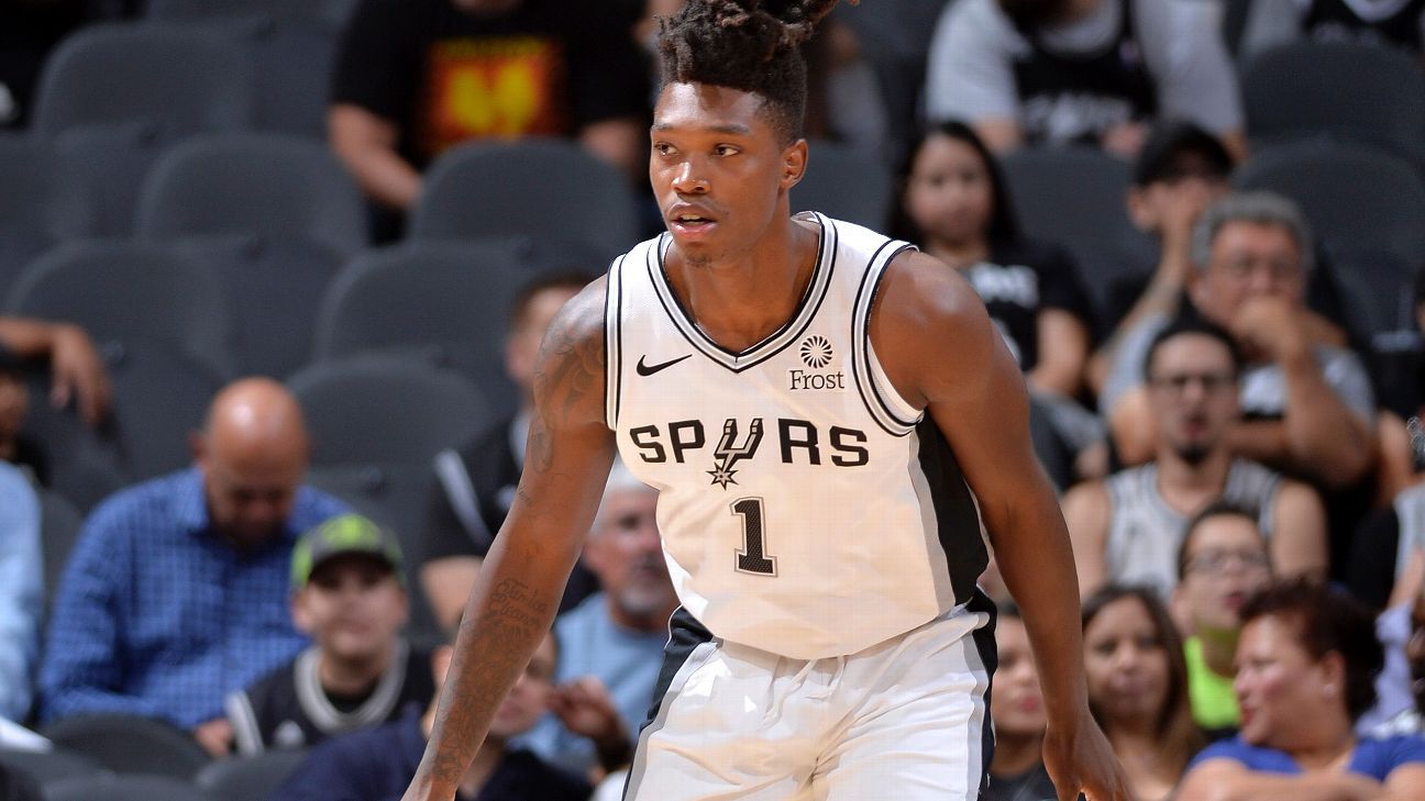 San Antonio Spurs: 3 Ways Lonnie Walker can crack the starting lineup