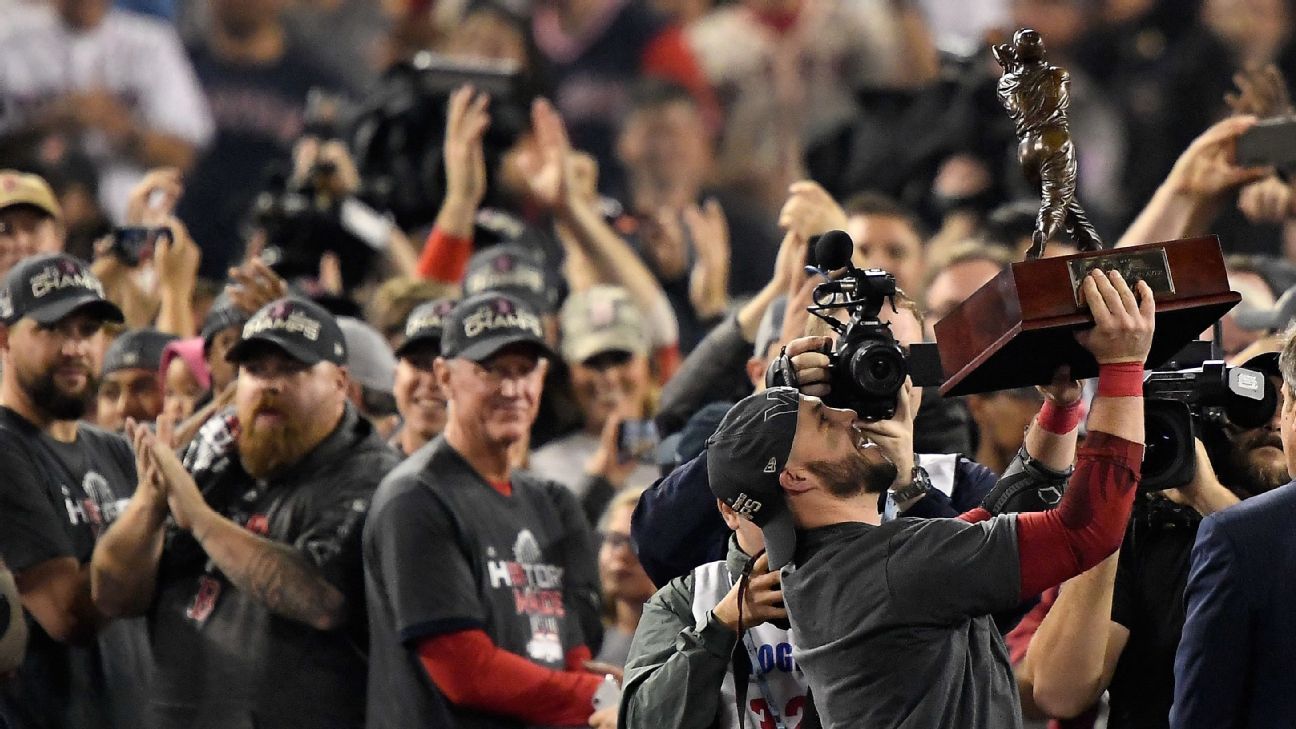 Steve Pearce Boston Red Sox 2018 MLB World Series Champions
