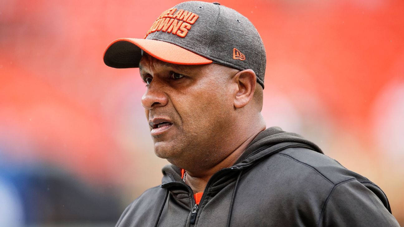 Cleveland Browns: Is Hue Jackson the worst coach in all major sports?