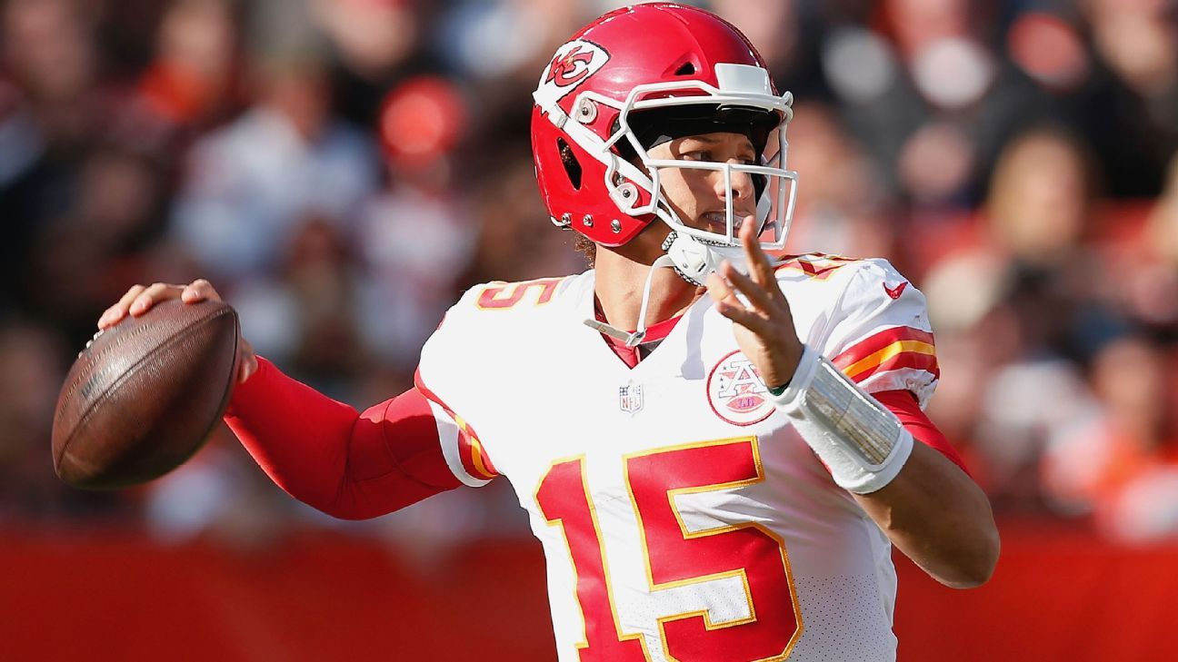 Patrick Mahomes, Travis Kelce Connect on GW TD as Chiefs Top Chargers in OT  Classic, News, Scores, Highlights, Stats, and Rumors