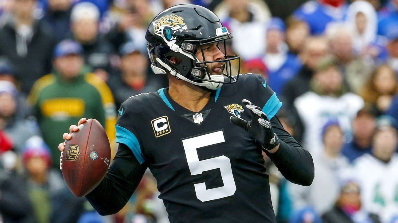 September 9, 2018 - East Rutherford, New Jersey, U.S. - Jacksonville Jaguars  quarterback Blake Bortles (5) looks to pass during a NFL game between the  Jacksonville Jaguars and the New York Giants