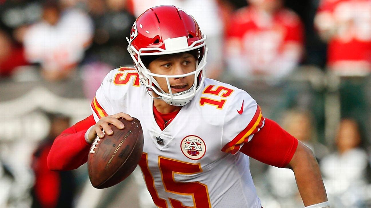 Colts upset Chiefs, Patrick Mahomes by winning the trenches - Sports  Illustrated