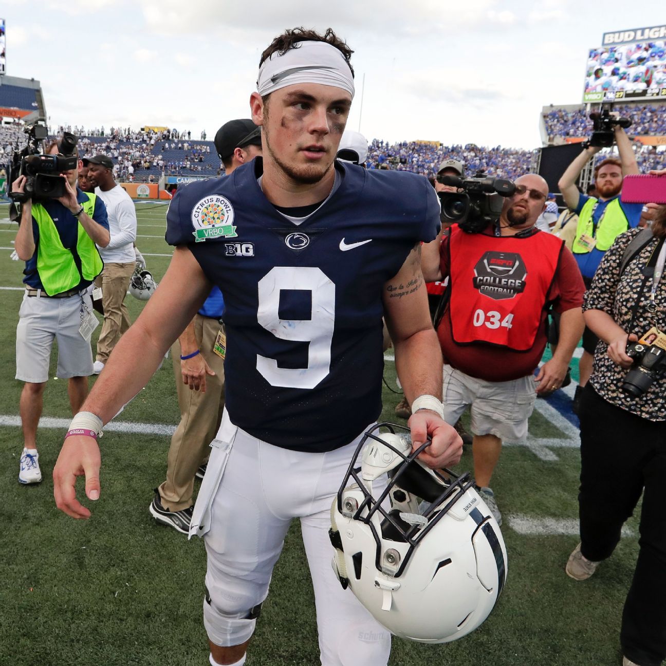 Penn State QB Trace McSorley plays through foot injury vs. Kentucky  Wildcats - ESPN