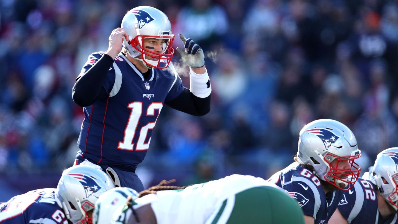 Uni Watch's Friday Flashback - Remembering New England Patriots' awkward  pre-Tom Brady phase - ESPN